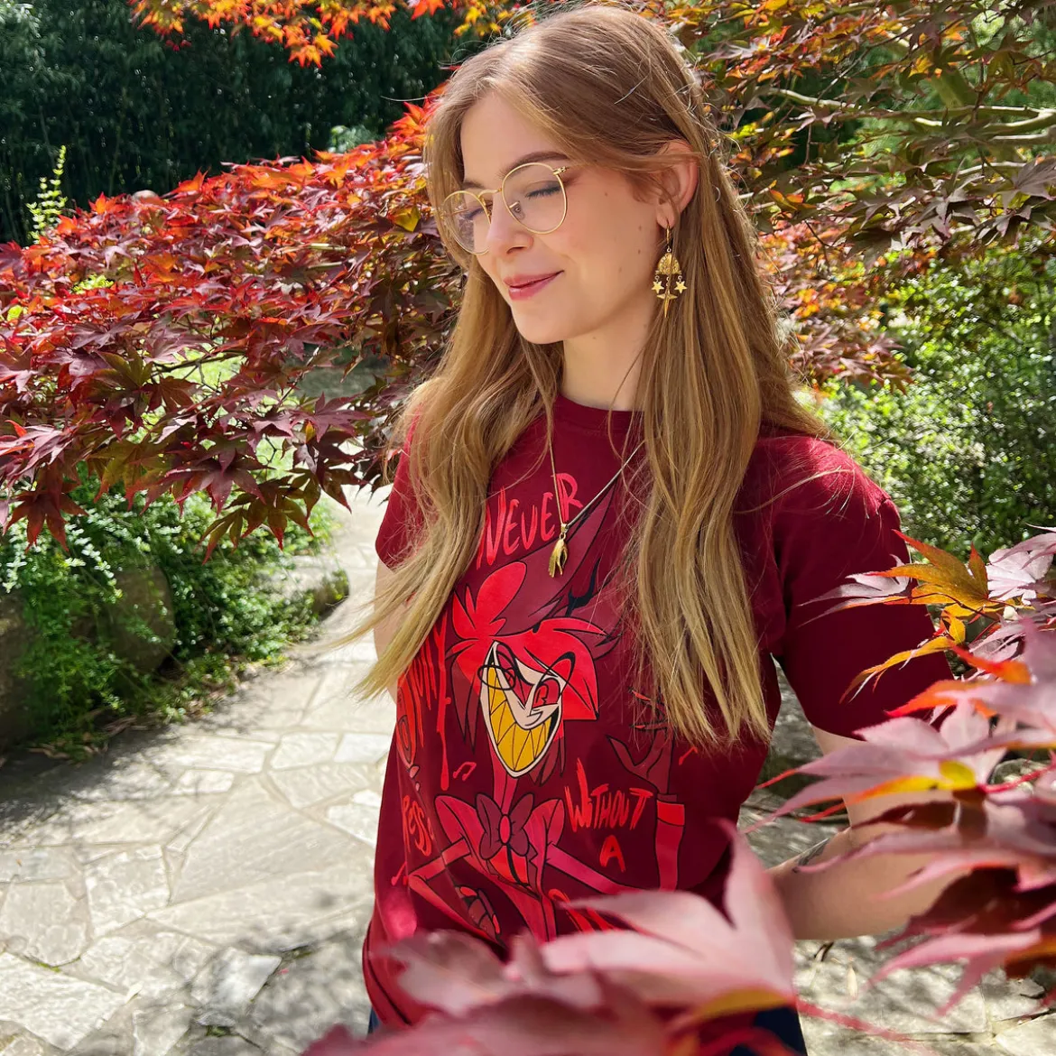 Alastor T-Shirt für Hazbin Hotel Fans rot