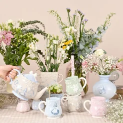 Alice im Wunderland - Hutmacher und Alice Teekanne