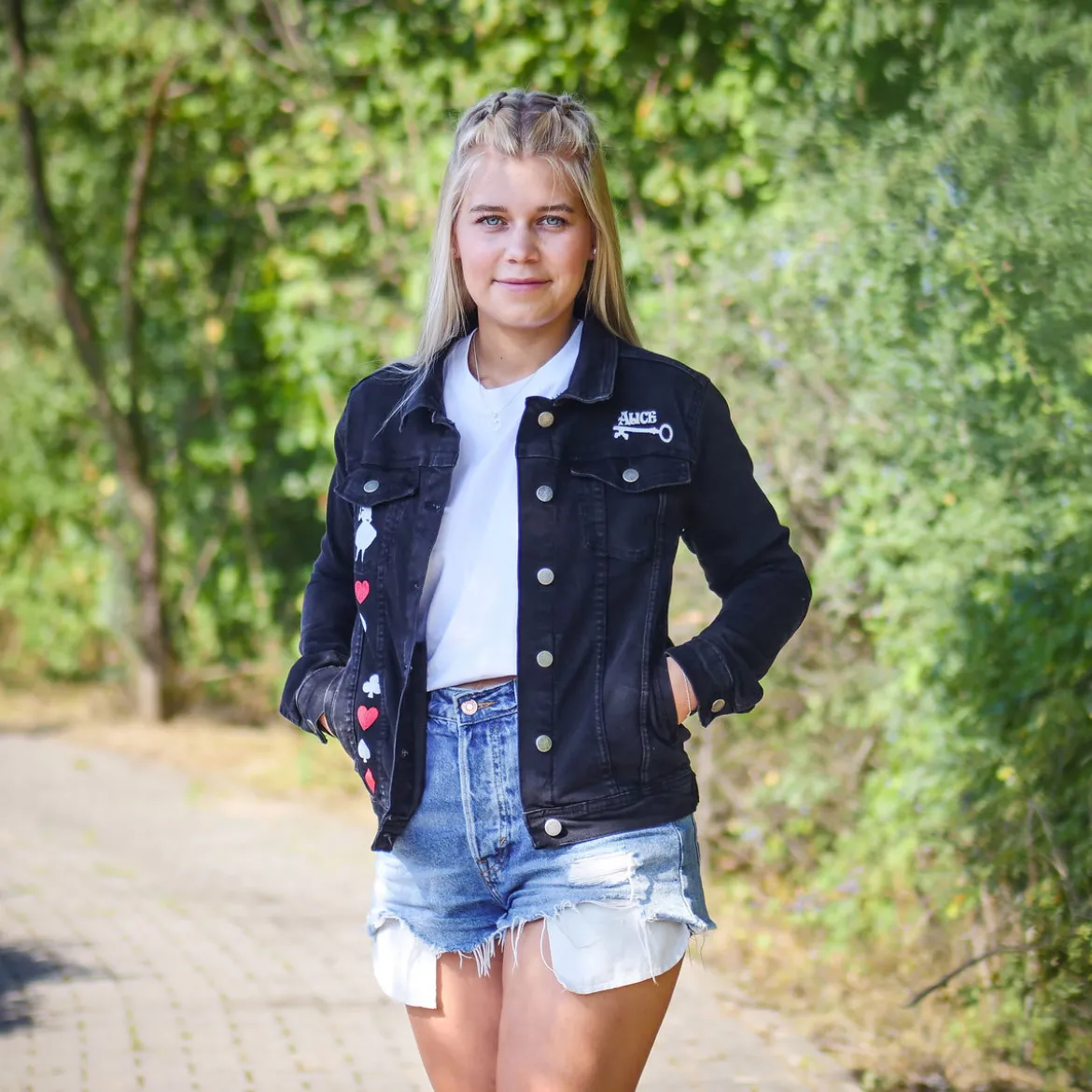 Alice im Wunderland - World Of My Own Jeansjacke Damen schwarz