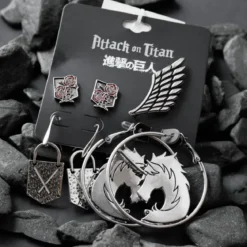 Attack on Titan - Ohrstecker Set