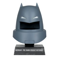 Batman DC Direct Mini-Replik 1/3 Gepanzerte Batman Maske (Dark Knight Returns) 18 cm