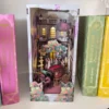 Bridgerton - Into the Light Book Nook Modell Bausatz Holz
