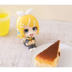 Character Vocal Series: Kagamine Rin/Len Look Up PVC Statue