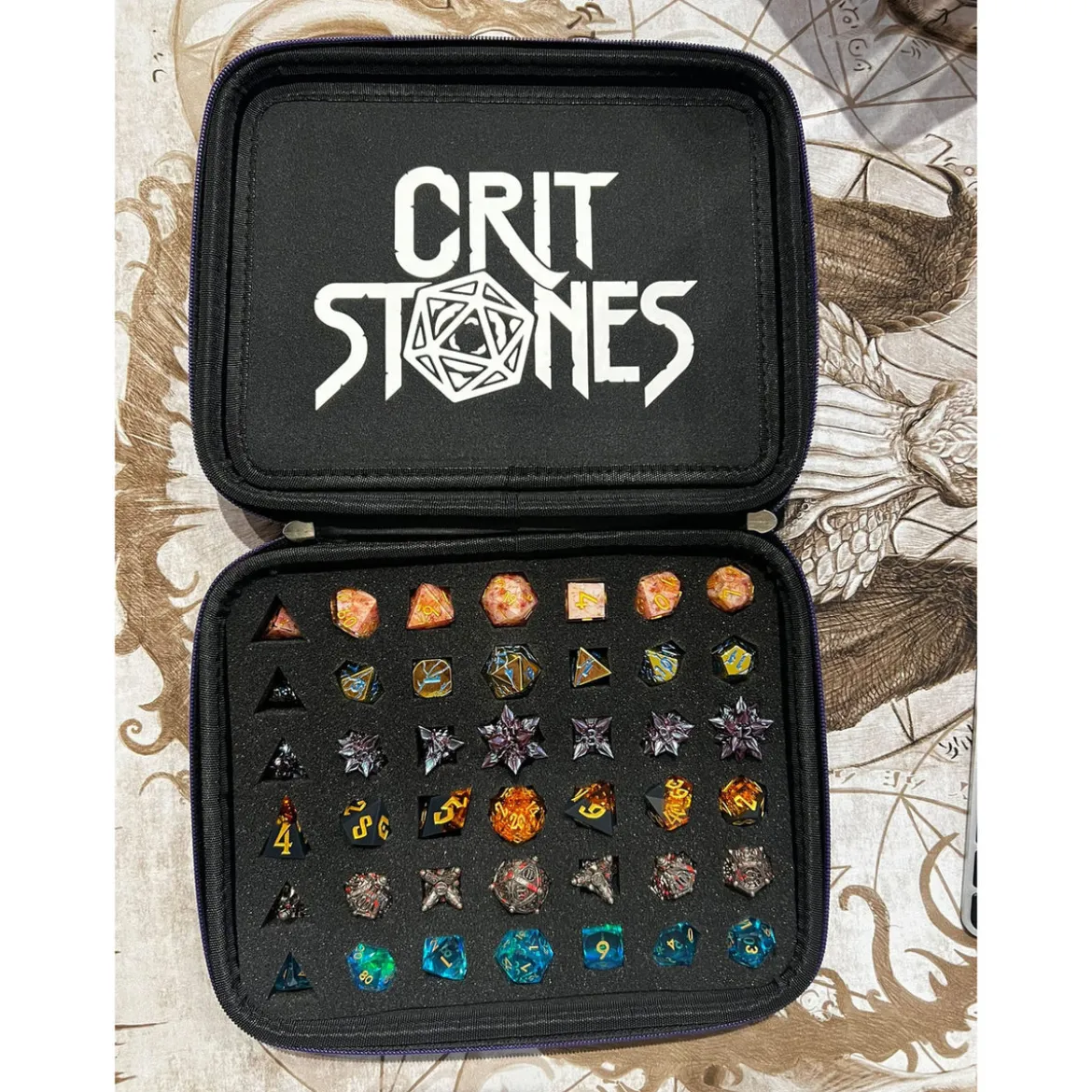CritStones Würfeltasche Arcanum Schwarz