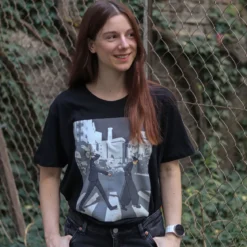 Crosswalk T-Shirt für Jujutsu Kaisen Fans schwarz
