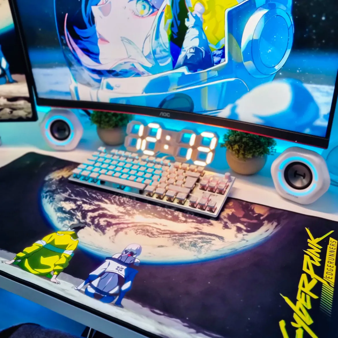 Cyberpunk Edgerunners - Moon Mousepad