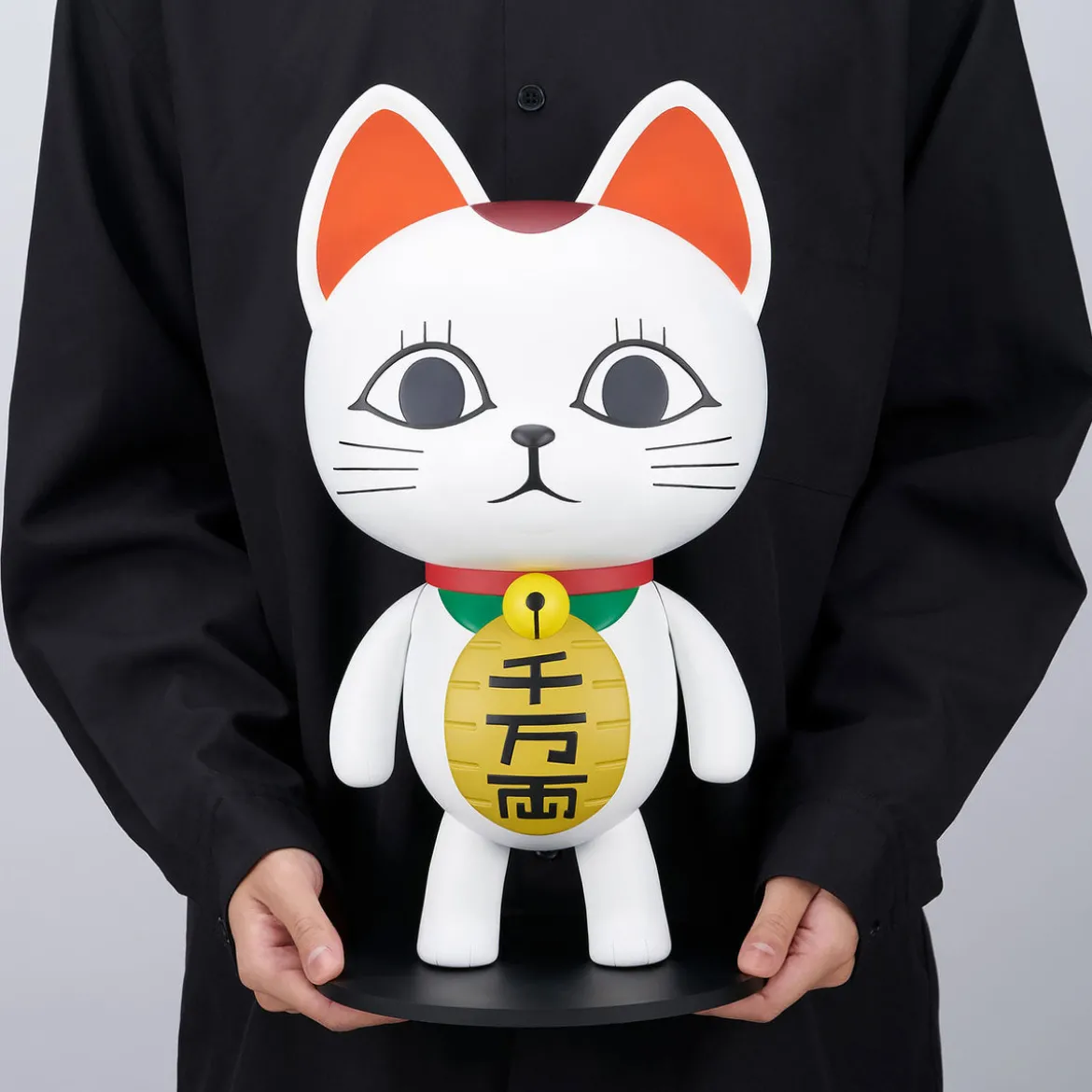Dandadan - Turbo Granny Beckoning Cat Scale Statue 1:1