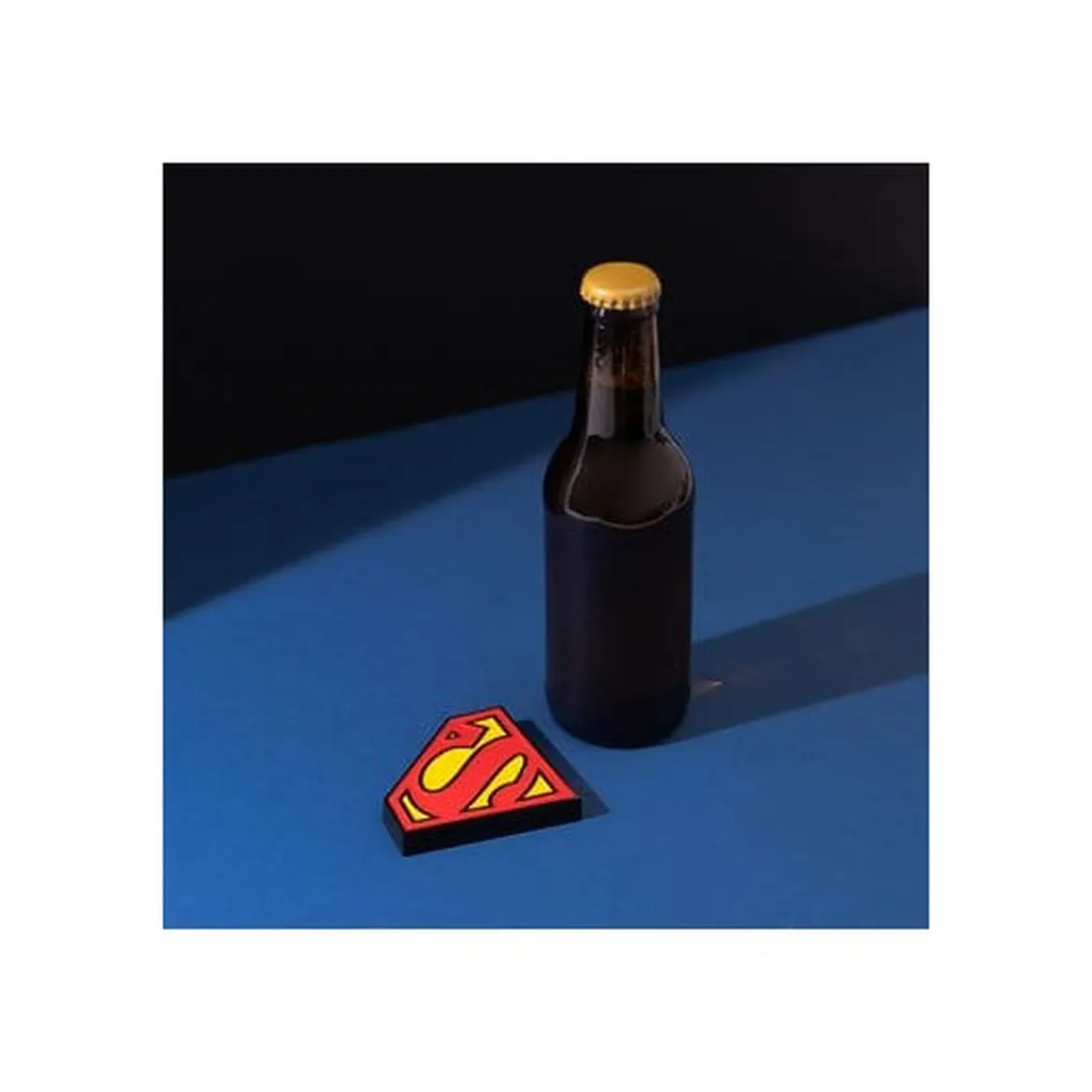 DC Comics Magnet mit Flaschenöffner Superman 9 cm