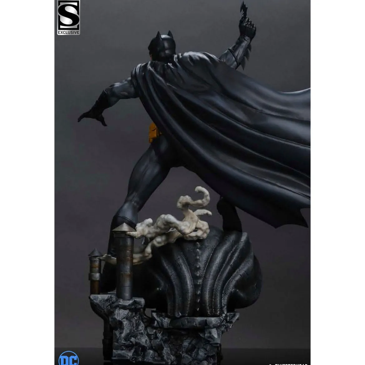 DC Comics Maquette 1/4 Batman (Black and Gray Edition) 66 cm