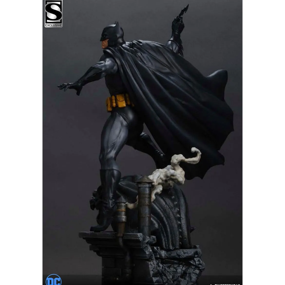 DC Comics Maquette 1/4 Batman (Black and Gray Edition) 66 cm