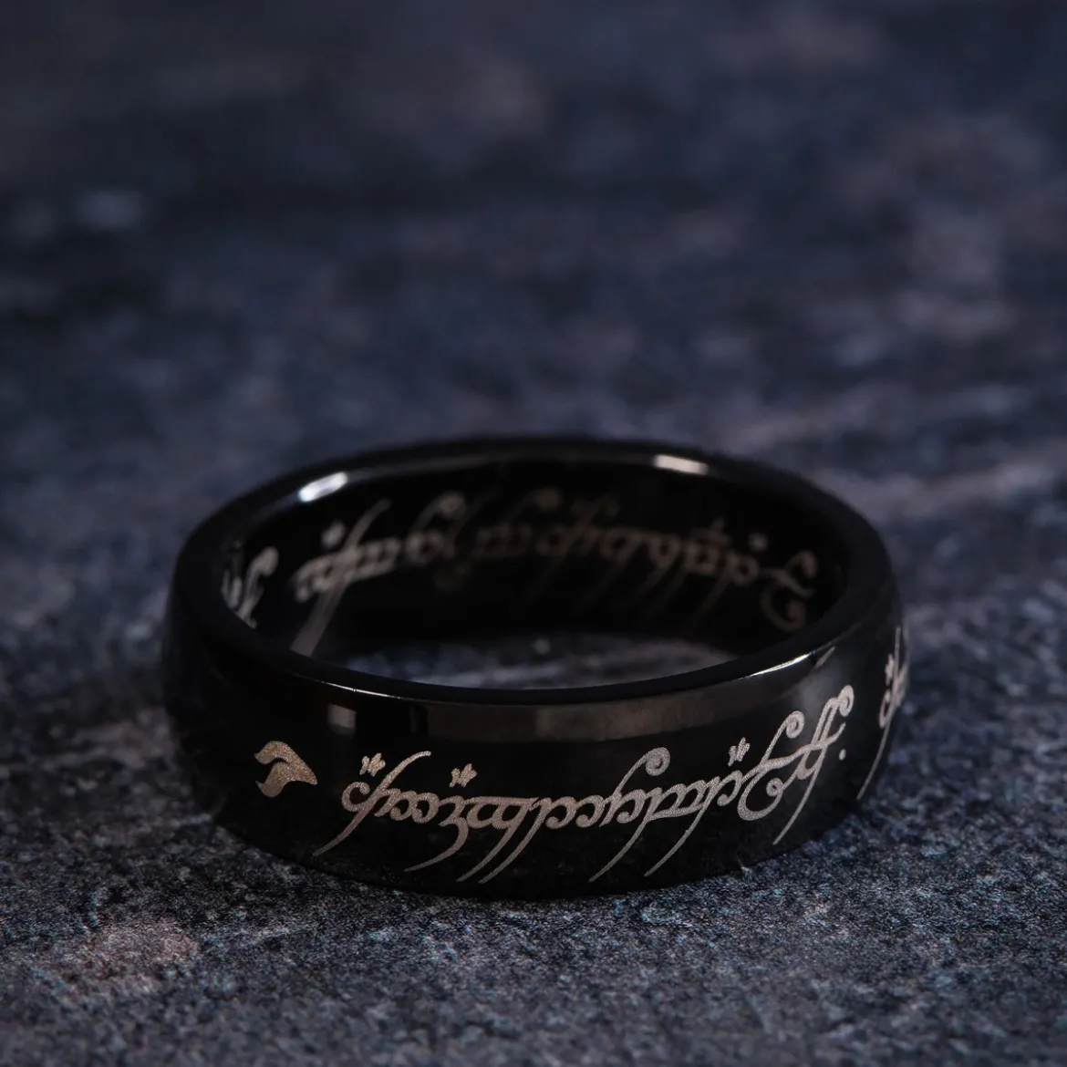 Der EINE Ring - Titan Blackline