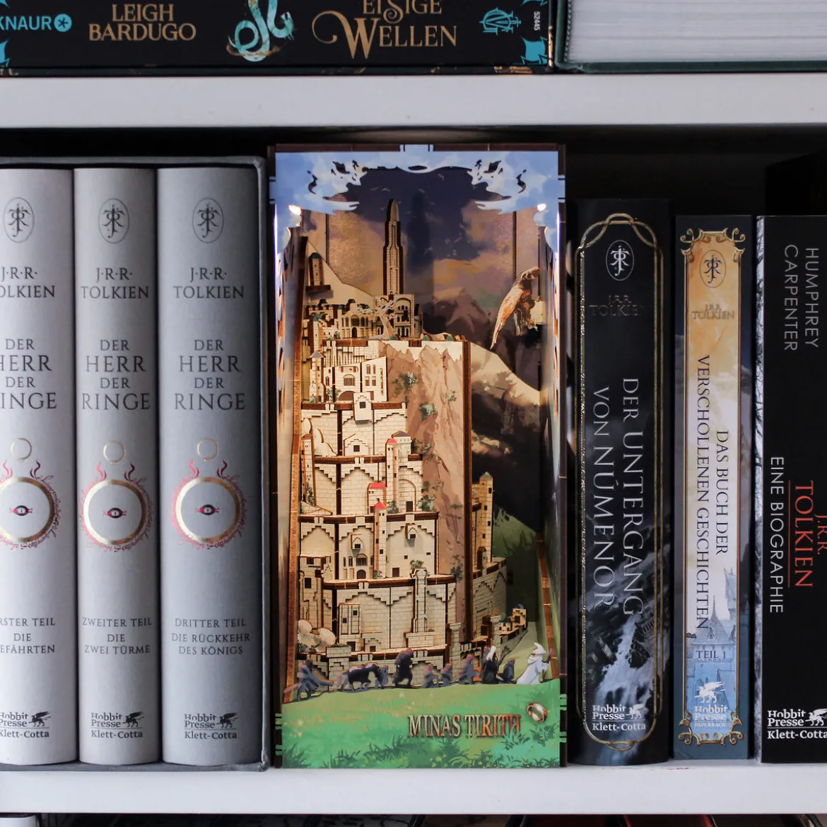 Der Herr der Ringe - Minas Tirith Book Nook Modell Bausatz Holz