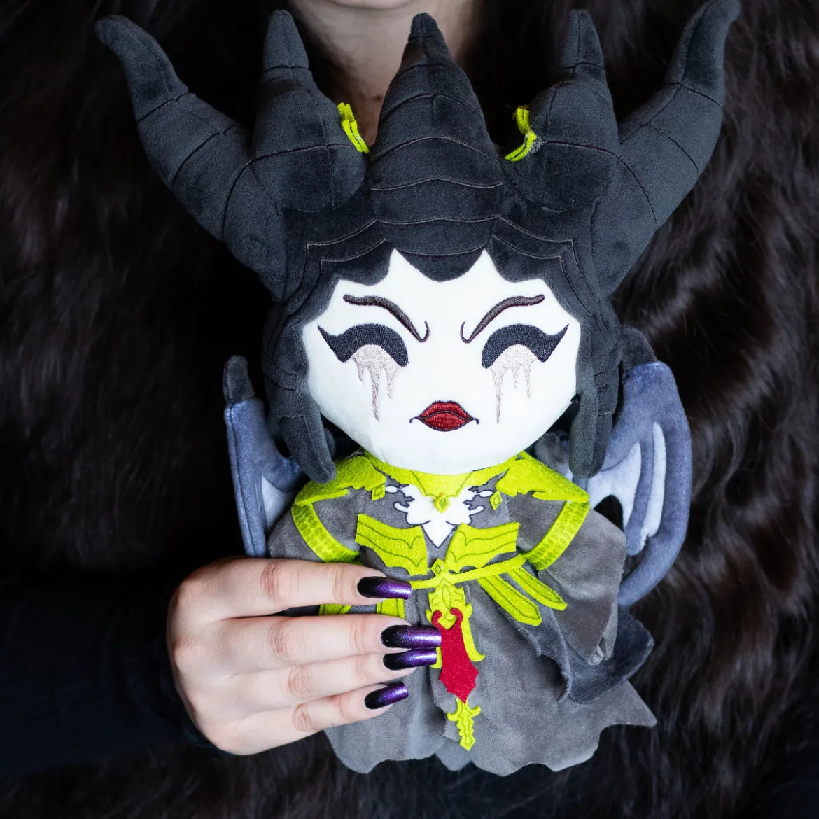 Diablo IV Plüschfigur Lilith 22 cm