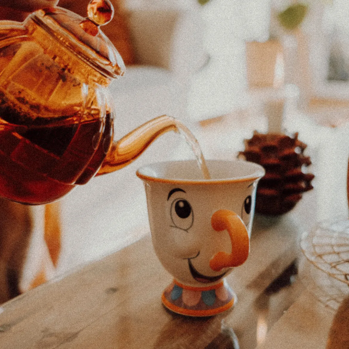 Die Schöne und das Biest - Tassilo Tasse