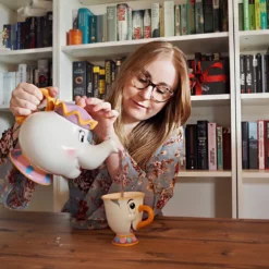 Die Schöne und das Biest - Tassilo Tasse