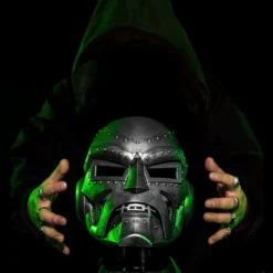 Doctor Doom - Marvel Legends Premium Helm