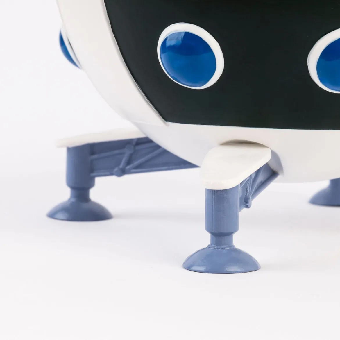 Dragon Ball Z Stiftehalter Raumschiff Capsule Corp