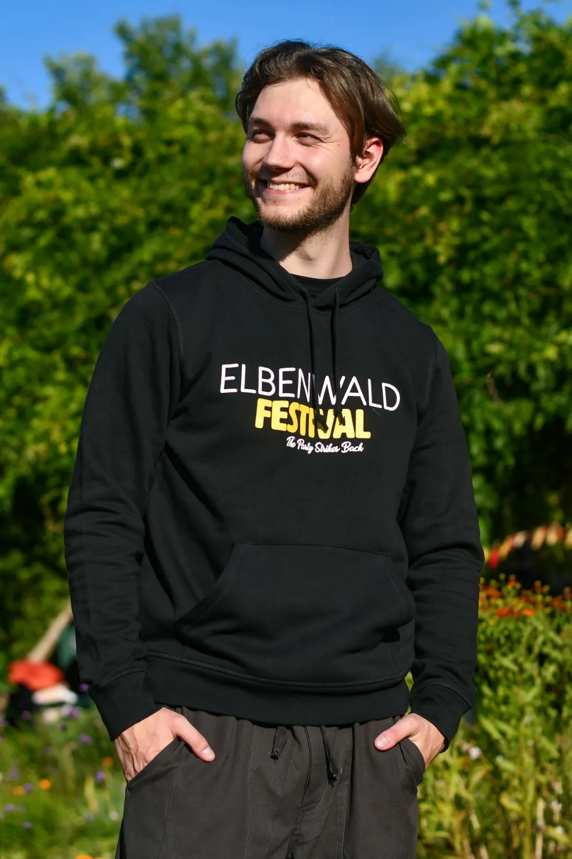 Elbenwald Festival The Party Strikes Back Hoodie schwarz