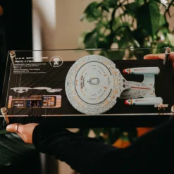 Enterprise NCC 1701-D Wandplakette mit Modell Replik - Star Trek