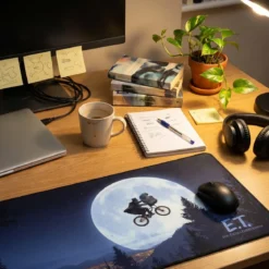 E.T. - Moon Mousepad