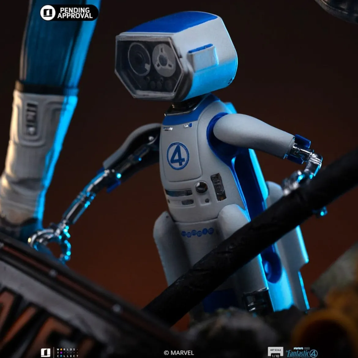 Fantastic Four Art Scale Statue 1/10 Mr. Fantastic and H.E.R.B.I.E 26 cm