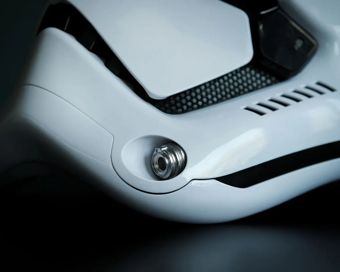First Order Stormtrooper Helm Replik mit Stimmenverzerrer - Star Wars
