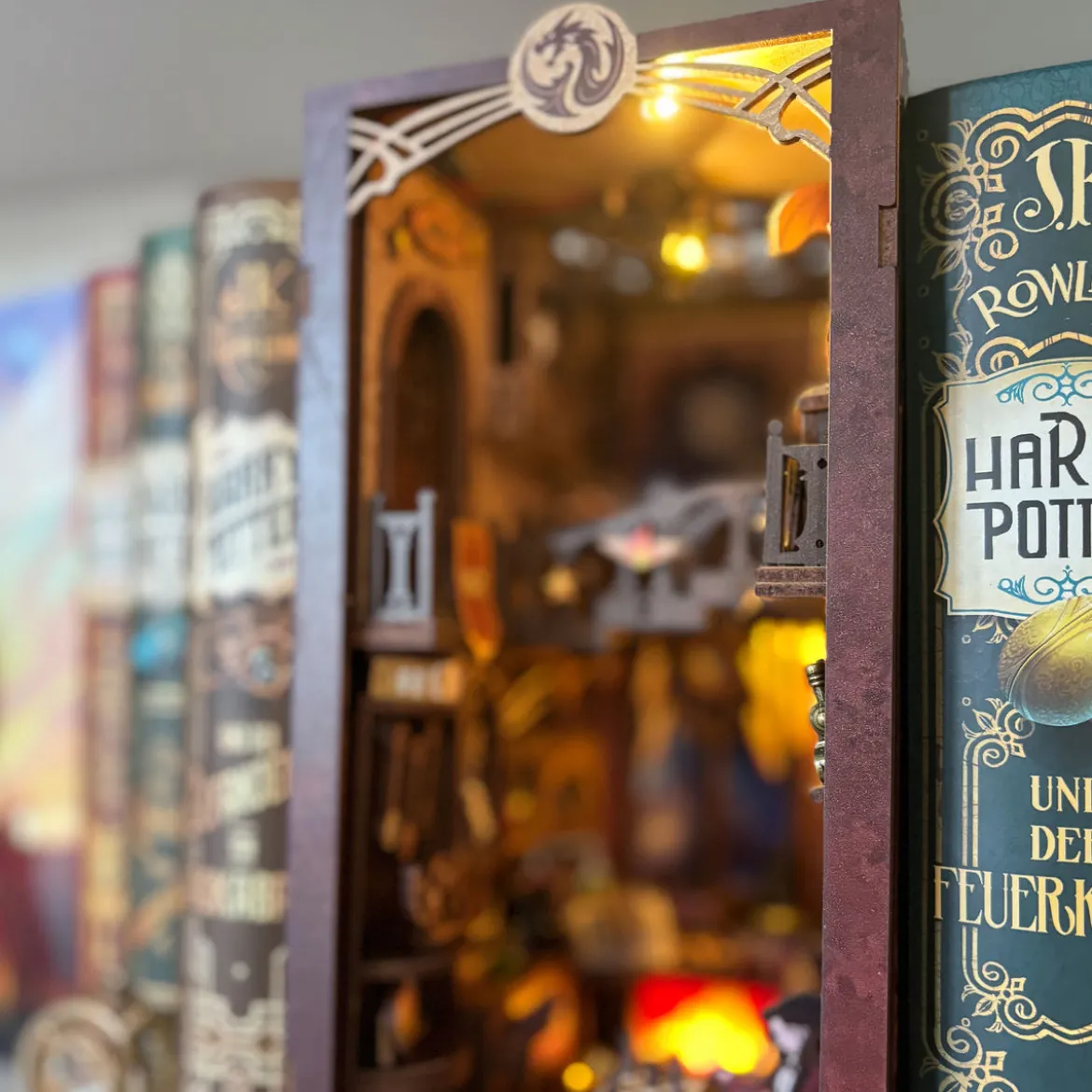 Flame Common Room Book Nook Modell Bausatz Holz für Harry Potter Fans
