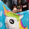 Flauschdecke mit Einhorn