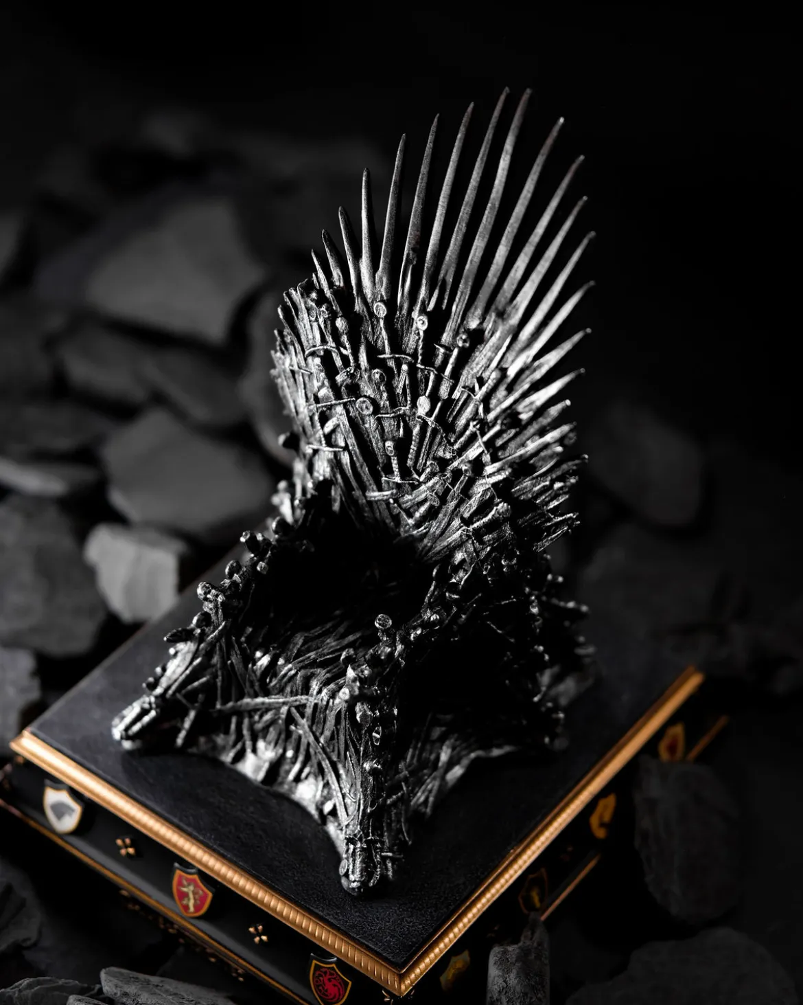 Game of Thrones - Eiserner Thron Buchstütze