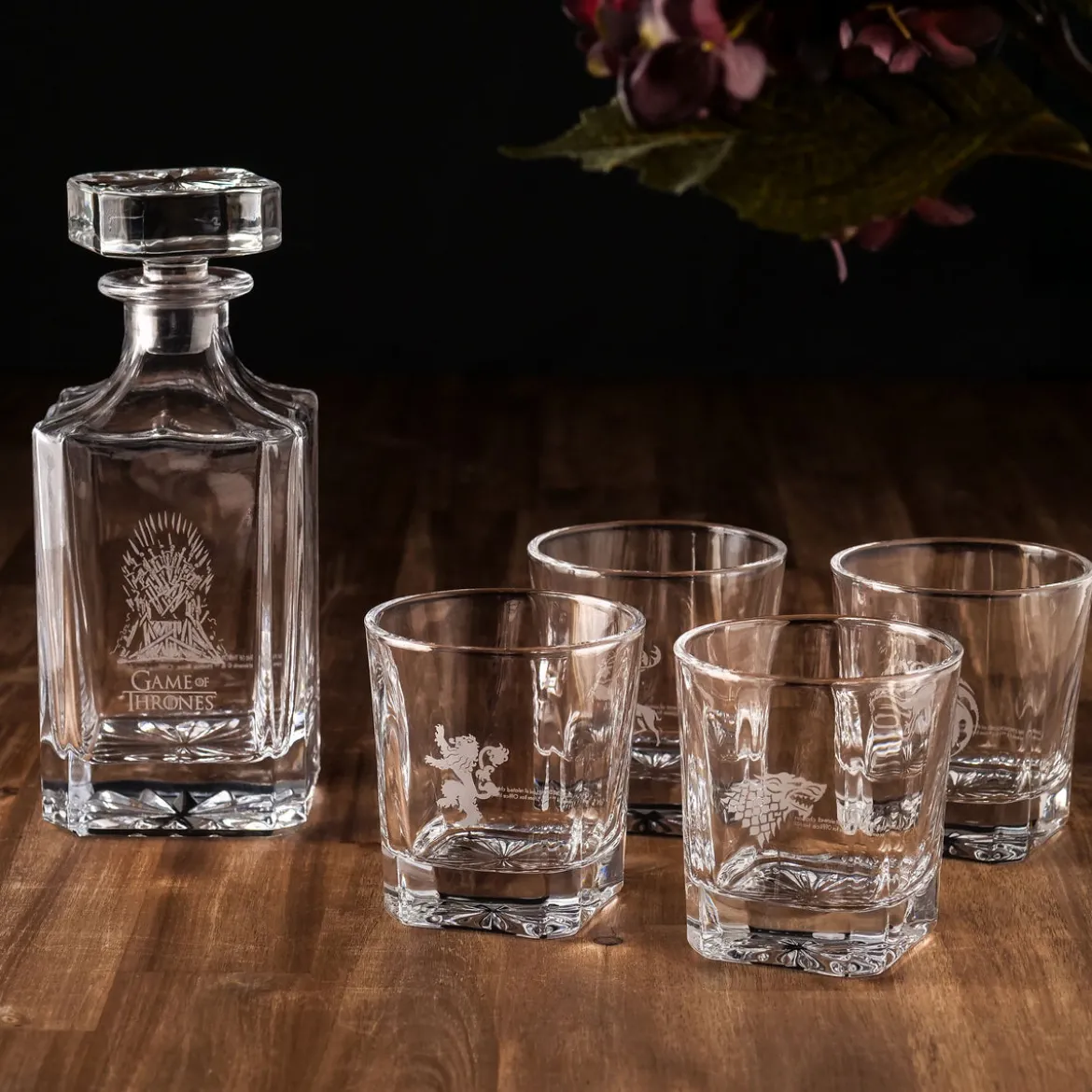 Game of Thrones - Karaffe mit Stopfen und Gläser-Set