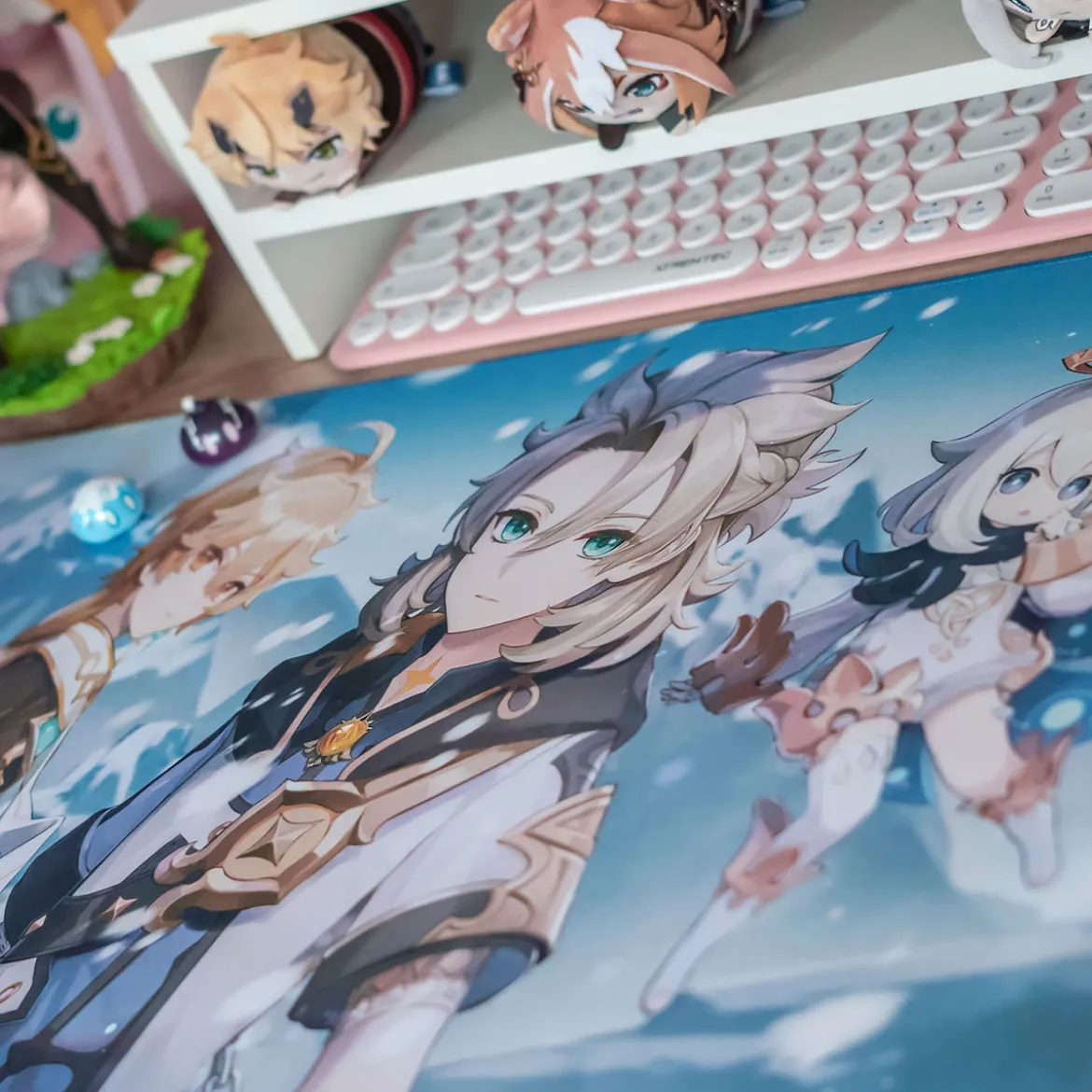 Genshin Impact - White Dust and Snow Shadow Mousepad