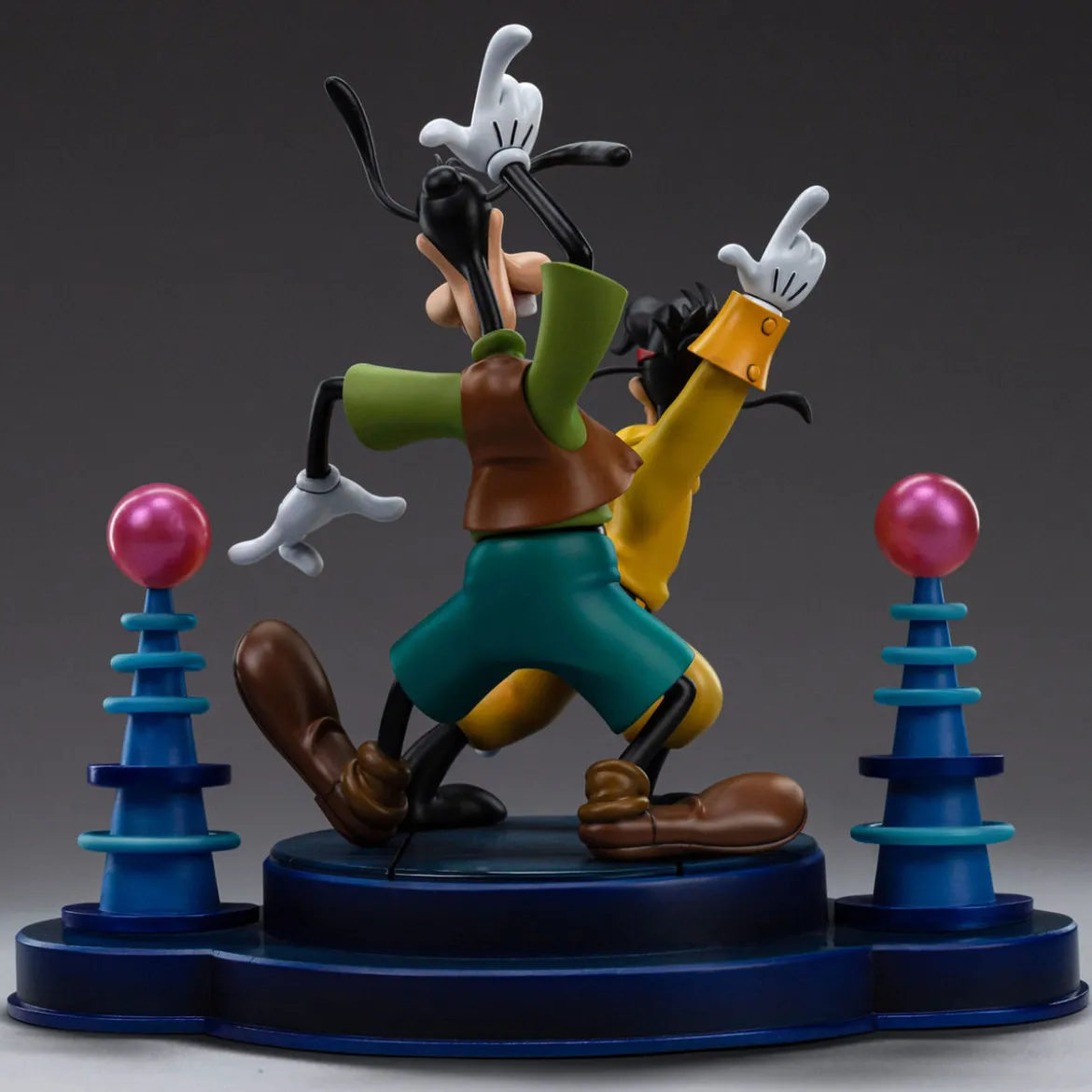 Goofy - Der Film Art Scale Statue 1/10 Goofy and Max 24 cm