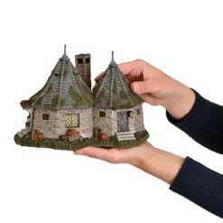 Hagrids Hütte Miniatur Replik mit Beleuchtung - Harry Potter