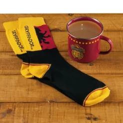 Harry Potter - Gryffindor Quidditch Socken und Emaille Tasse