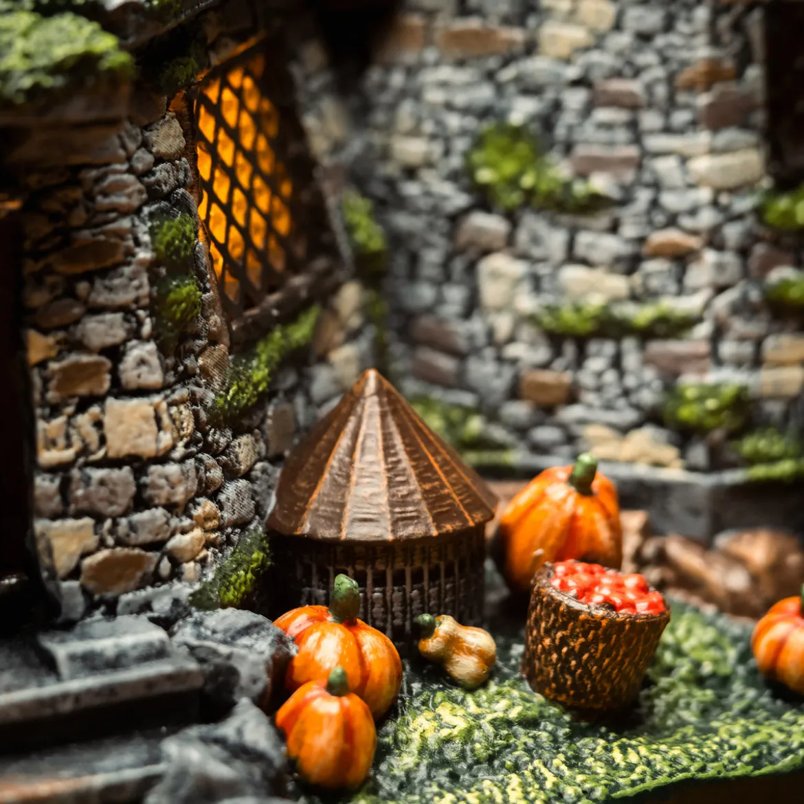 Harry Potter - Hagrids Hütte Miniatur Replik mit LED Leuchtfunktion