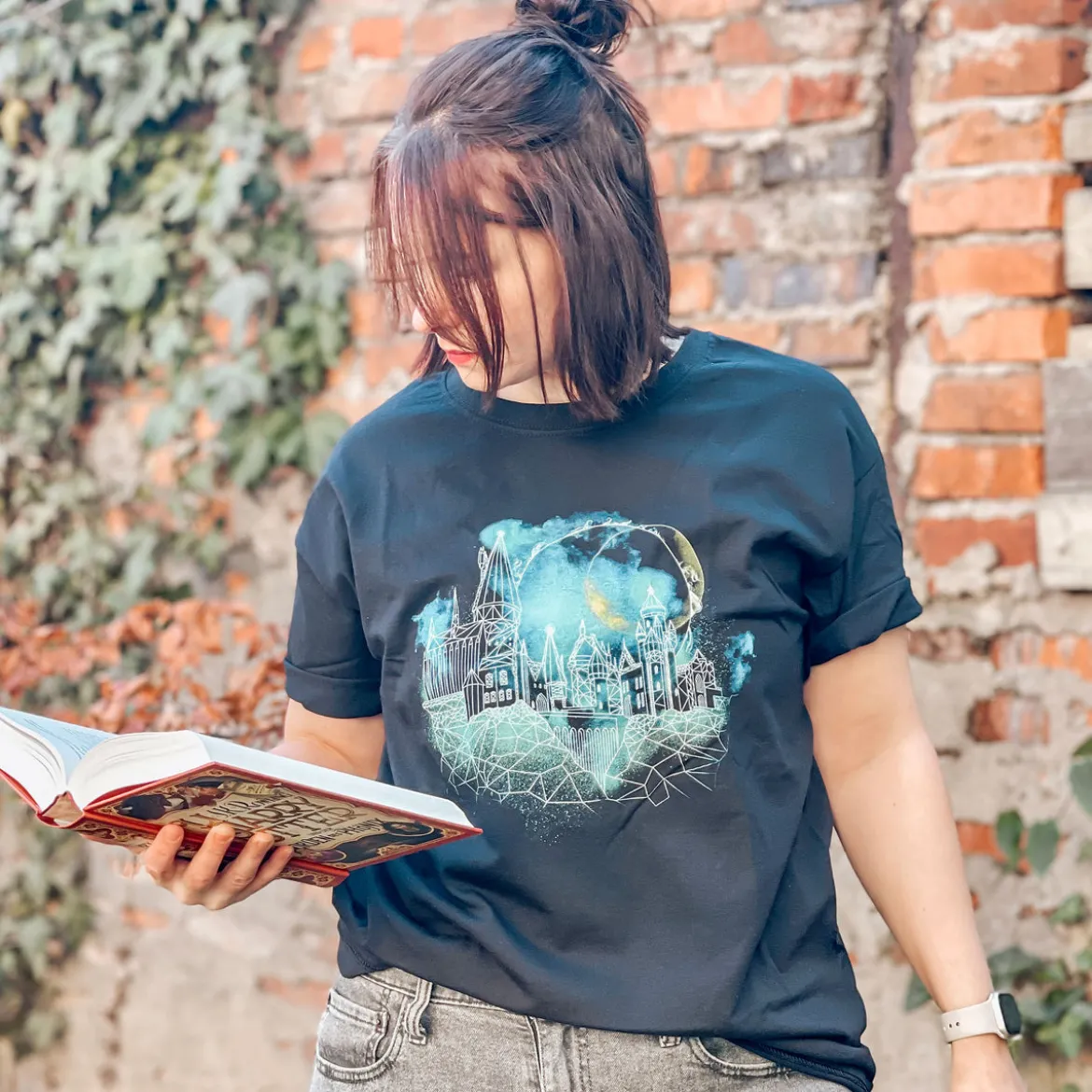 Harry Potter - Hogwarts at Night Sketch T-Shirt schwarz