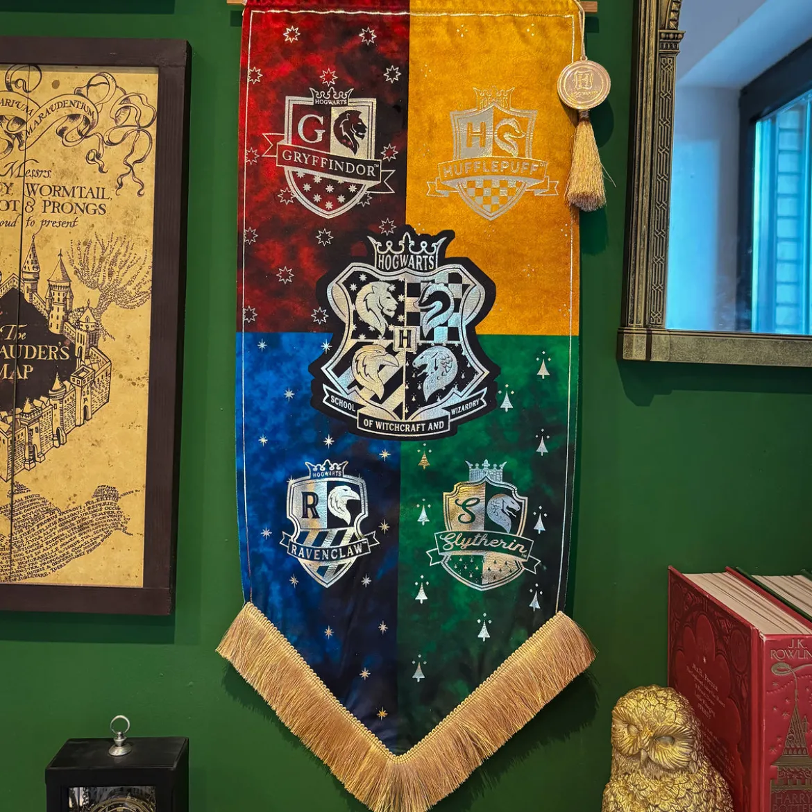 Harry Potter - Hogwarts Banner