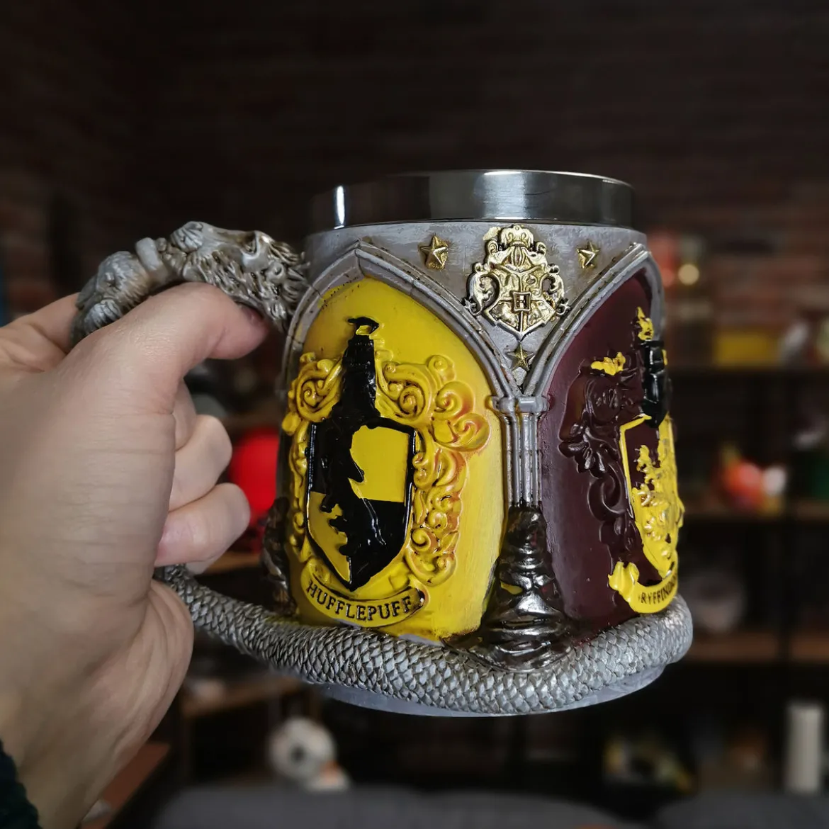 Harry Potter - Hogwarts Häuser Wappen Krug