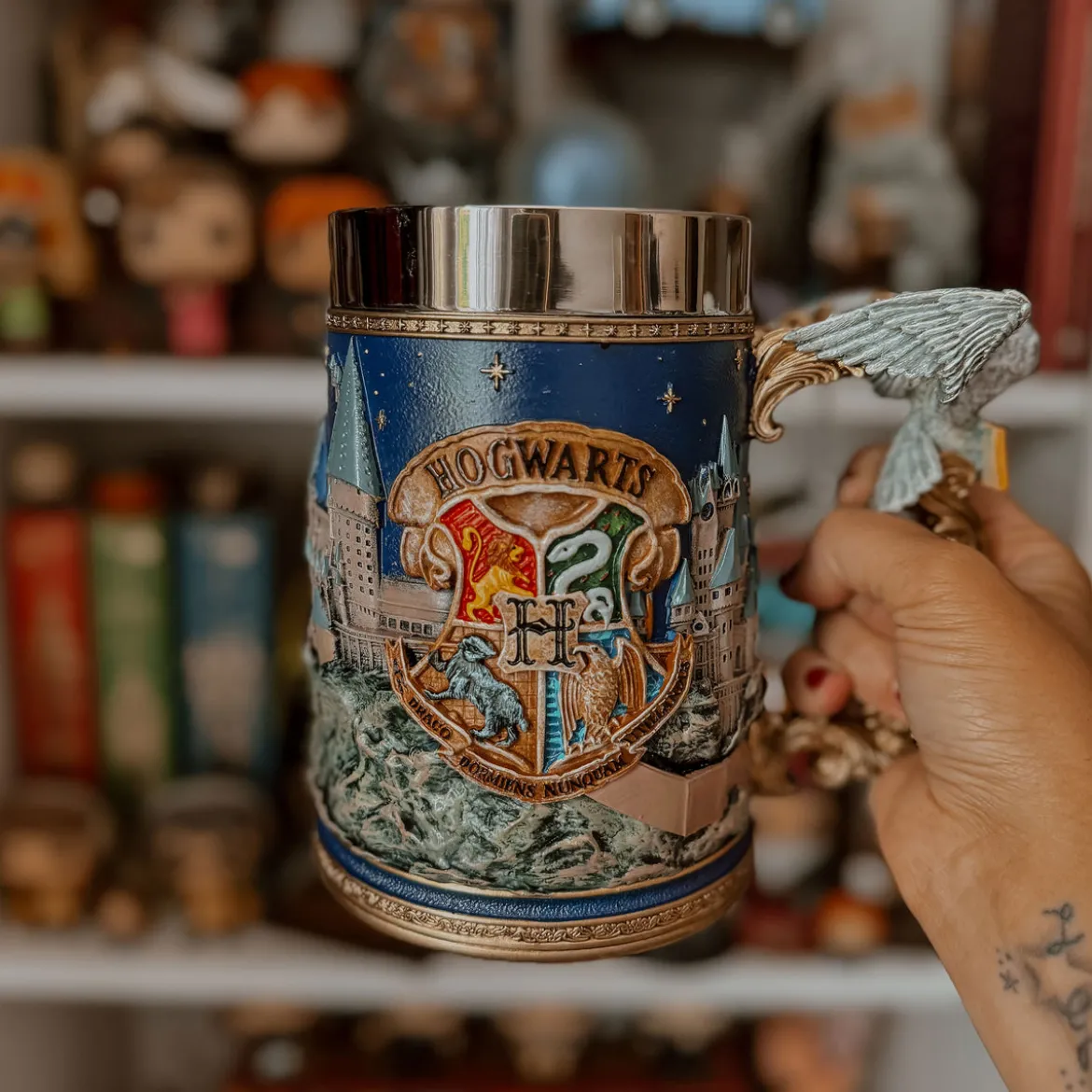 Harry Potter - Hogwarts Logo Krug deluxe
