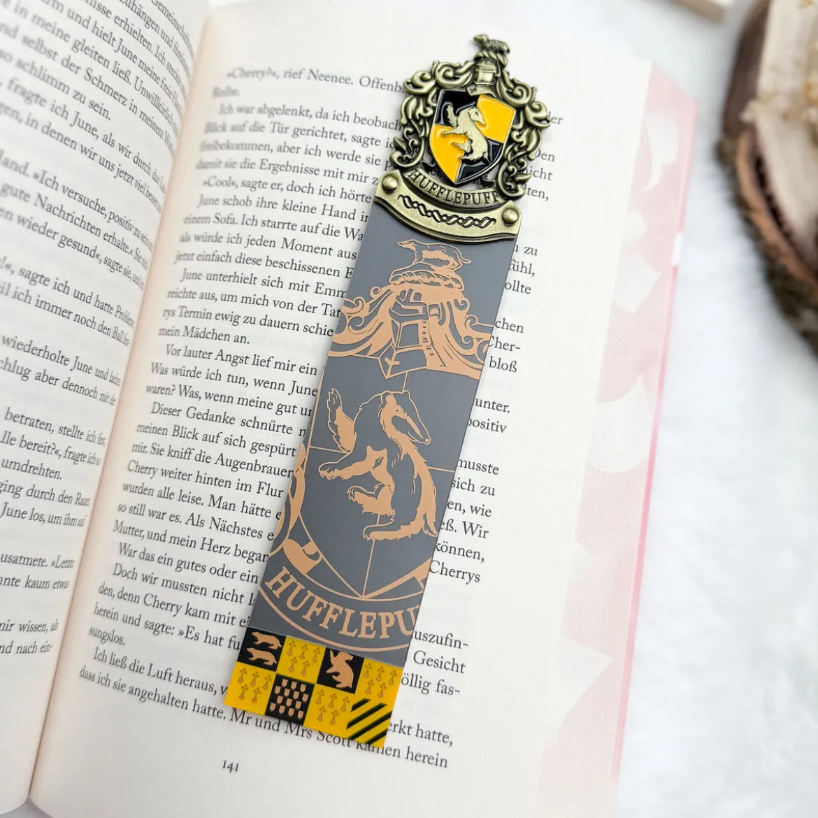 Harry Potter - Hufflepuff Lesezeichen gelb