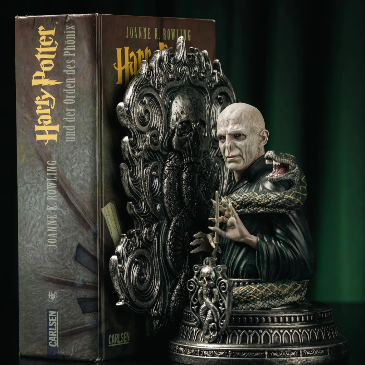 Harry Potter - Lord Voldemort Buchstütze
