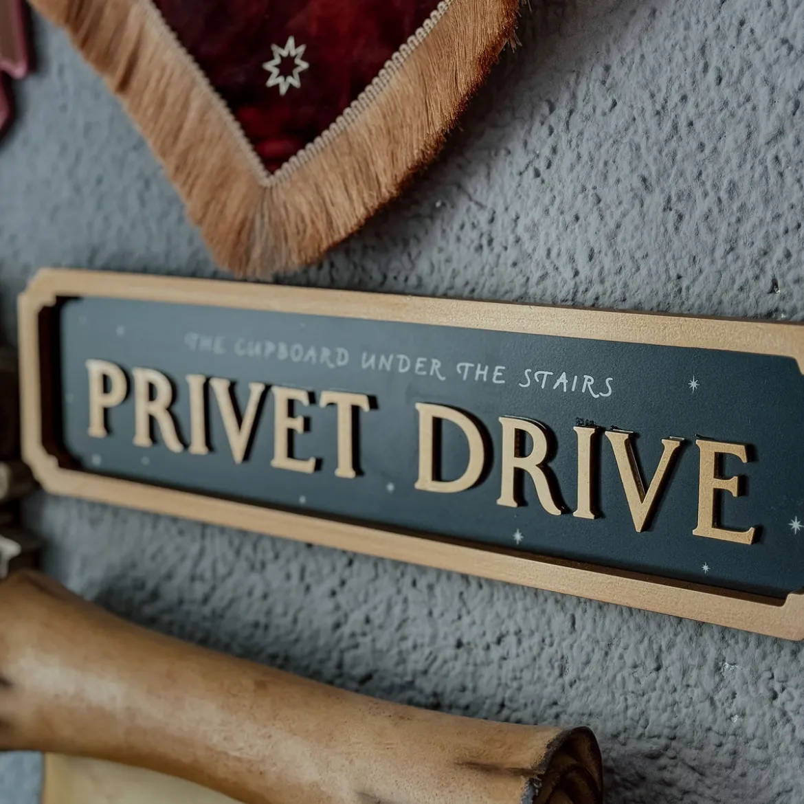 Harry Potter - Privet Drive Glow in the Dark Holz Wandbild