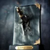Harry Potter - Riddle Tagebuch Statue mit Basiliskenzahn