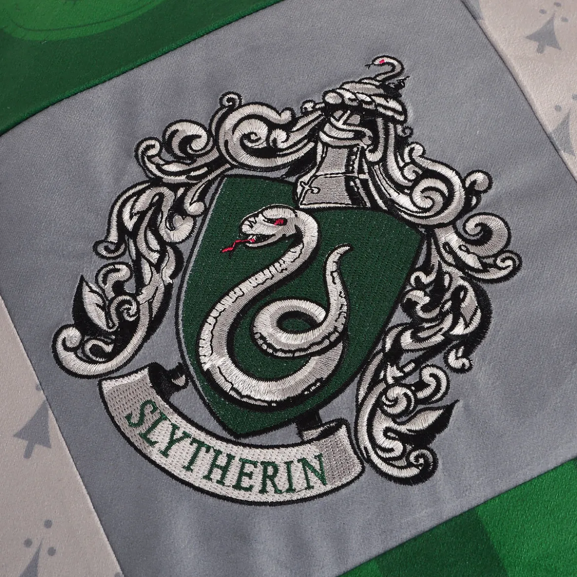 Harry Potter - Slytherin Kissen mit Quasten deluxe