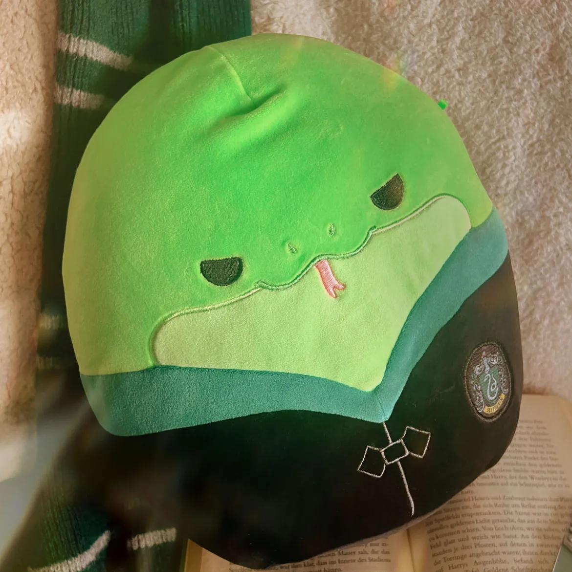 Harry Potter - Slytherin Schlange in Robe Squishmallows Plüsch Figur