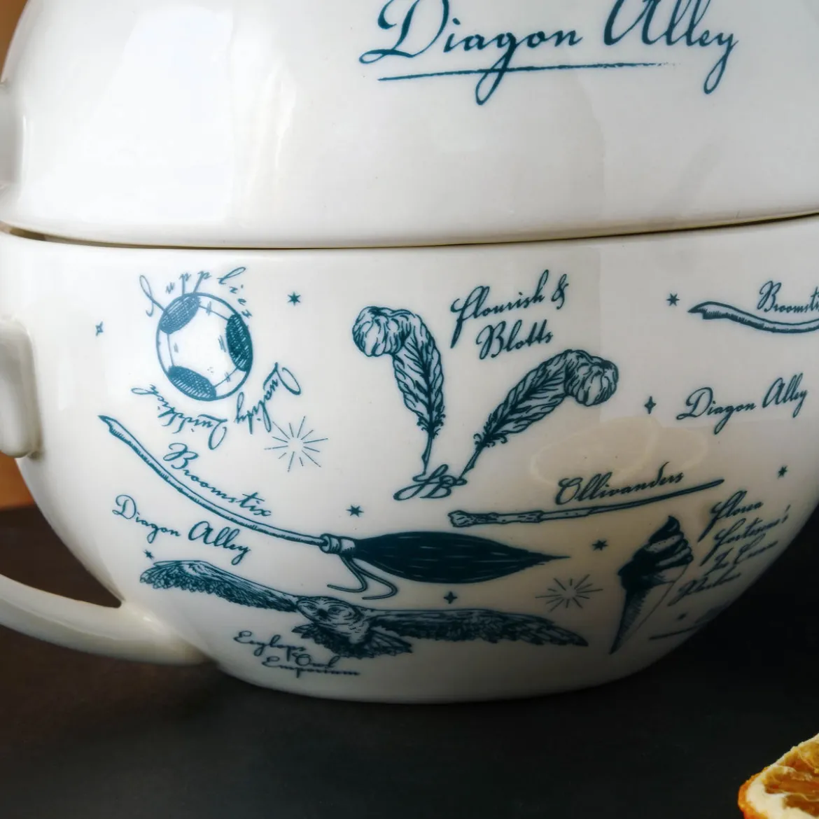 Harry Potter - Winkelgasse Teekanne mit Tasse