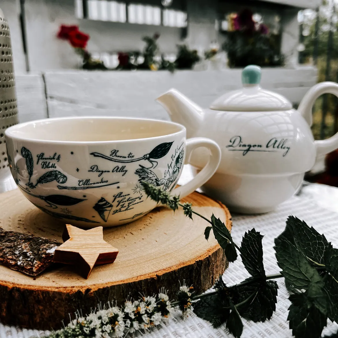 Harry Potter - Winkelgasse Teekanne mit Tasse