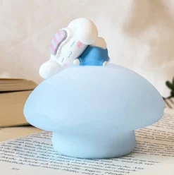 Hello Kitty and Friends - YuMe Little Mushroom Nachtlicht Mystery Figur