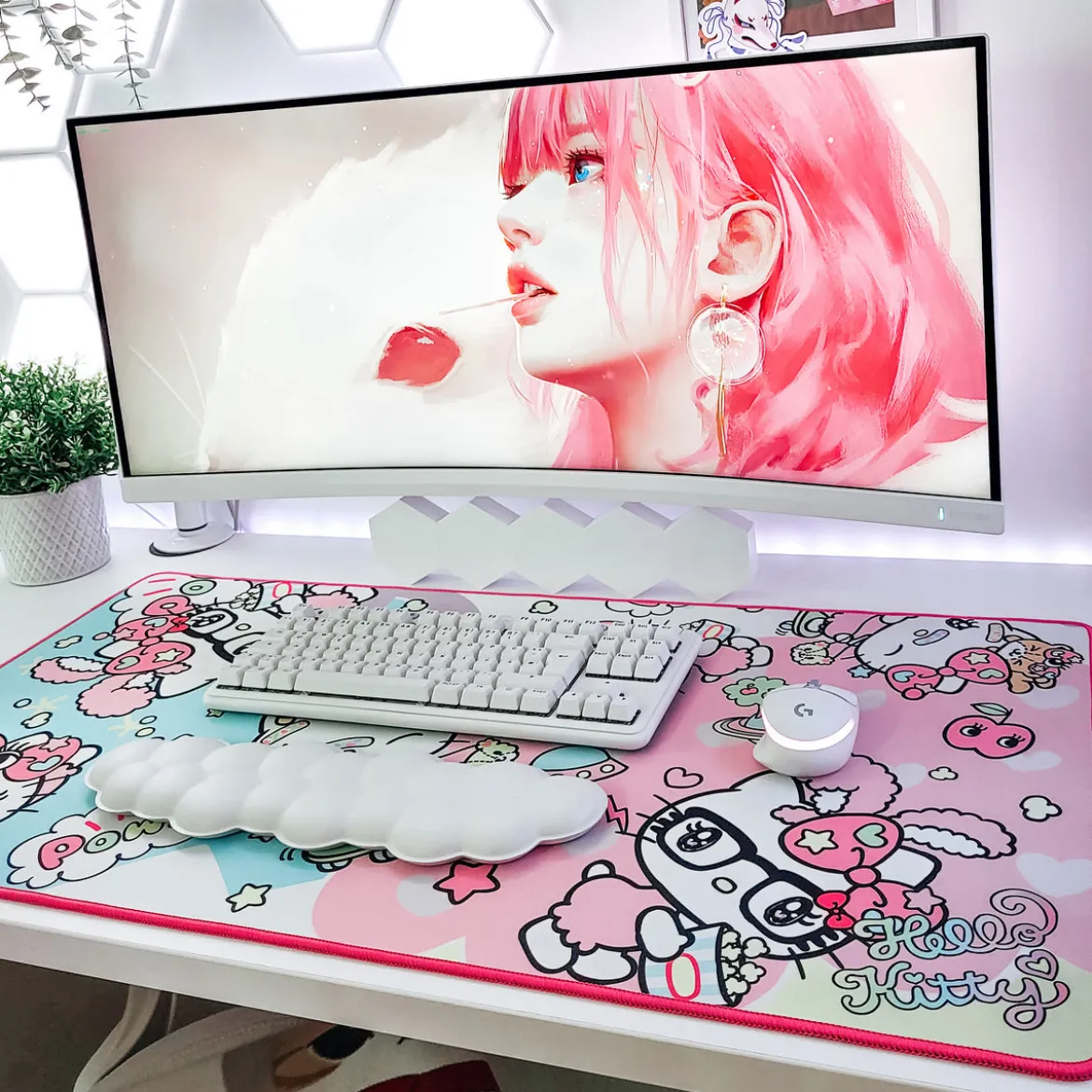 Hello Kitty - Characters Mousepad