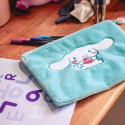 Hello Kitty & Friends - Cinnamoroll Plüsch Kosmetiktasche